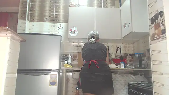Snapshot of RebeccaDarling chatting on June 25, 5:12 am RebeccaDarling online show from June 25, 5:12 am