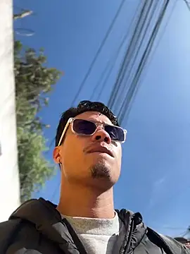 Latin Paisa Boy online show from July 28, 1:54 pm
