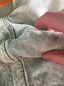 LittleGuy 2007 online show from March 10, 1:05 pm