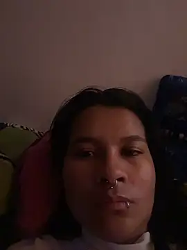 Snapshot of Chloe_cortes chatting on May 6, 3:17 pm Chloe cortes online show from May 6, 3:17 pm