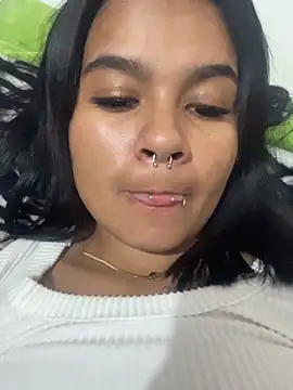 Snapshot of Chloe_cortes chatting on May 11, 12:49 am Chloe cortes online show from May 11, 12:49 am