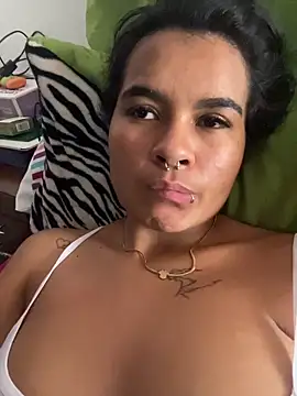 Snapshot of Chloe_cortes chatting on May 17, 7:32 pm Chloe cortes online show from May 17, 7:32 pm