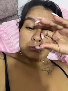 Snapshot of Chloe_cortes chatting on June 4, 8:20 am Chloe cortes online show from June 4, 8:20 am