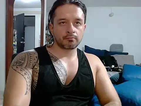 gonzzohunterr online show from May 26, 3:35 am