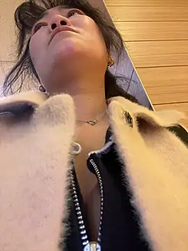 Molly-xiao online show from February 28, 7:53 am