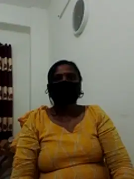 Hot Sweety02 online show from March 23, 10:14 pm