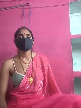 Snapshot of Naughty_Seema chatting on May 9, 4:34 pm Naughty Seema online show from May 9, 4:34 pm