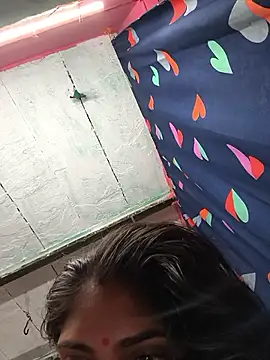 Snapshot of Naughty_Seema chatting on June 4, 9:54 pm Naughty Seema online show from June 4, 9:54 pm