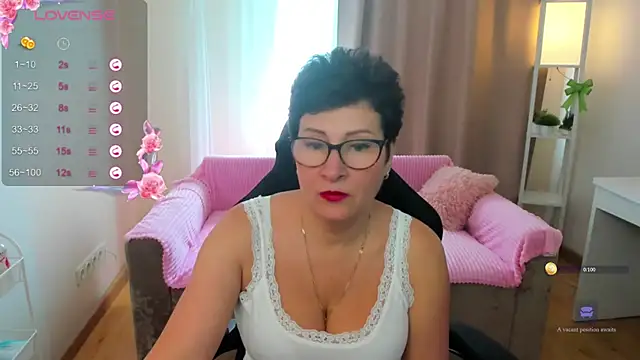 JennyMons online show from June 7, 8:18 am