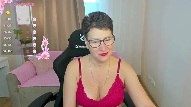 JennyMons online show from June 14, 8:05 am