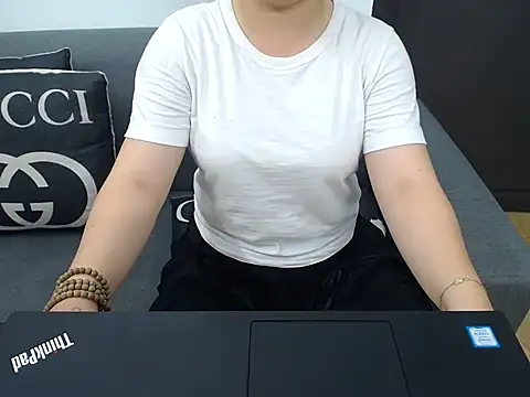 Coffee Milktea online show from May 16, 10:36 am