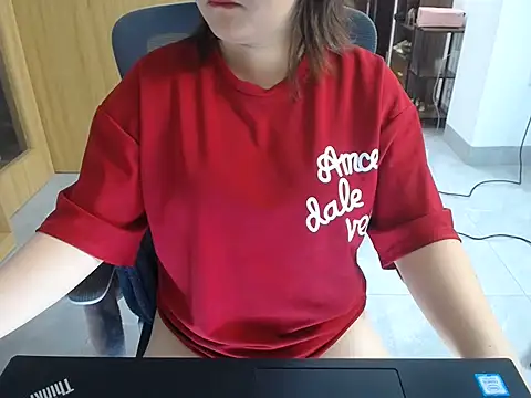 Coffee Milktea online show from July 29, 11:30 am