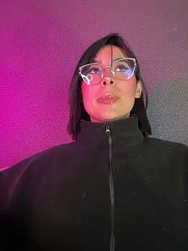 Snapshot of luna_gv chatting on January 14, 9:48 am luna gv online show from January 14, 9:48 am