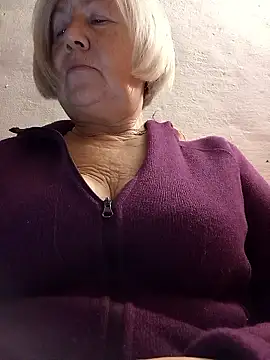 KlaudiaDarling online show from January 9, 7:37 pm