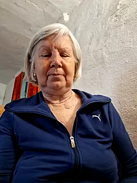 KlaudiaDarling online show from April 28, 2:55 pm