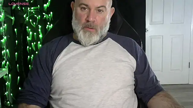 Snapshot of XJJ77x chatting on February 10, 2:15 am XJJ77x online show from February 10, 2:15 am