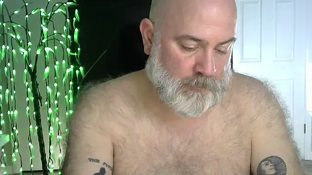 Snapshot of XJJ77x chatting on April 3, 1:47 am XJJ77x online show from April 3, 1:47 am