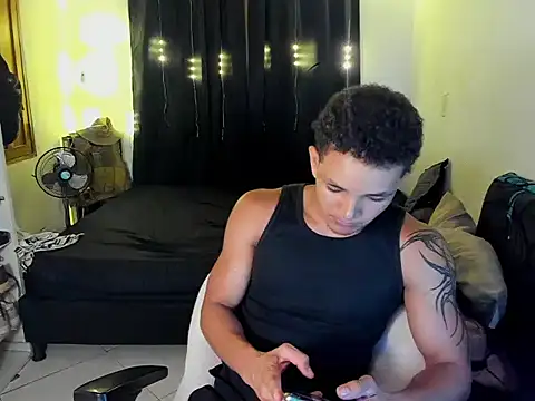 Dres4U online show from March 18, 6:16 am