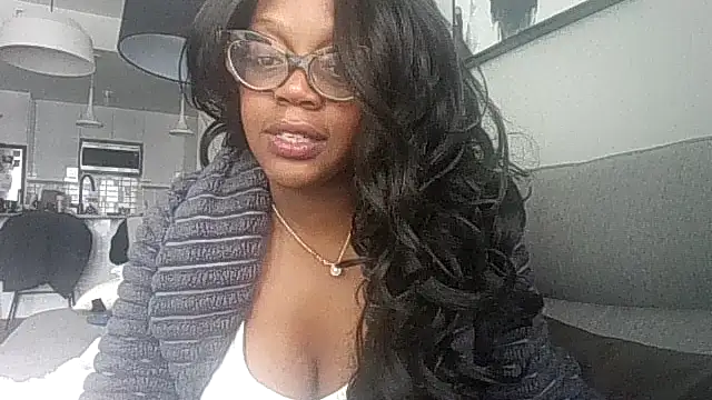 taliablackrose online show from January 6, 6:33 pm