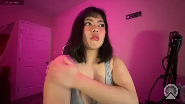 kuromixx444 online show from February 21, 6:25 am