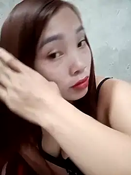 yeutinh00 online show from February 28, 1:50 am