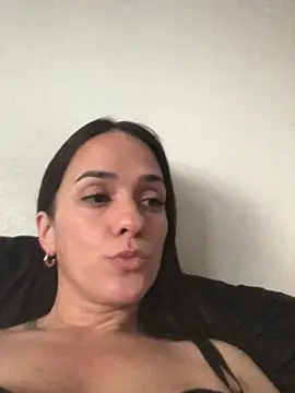 donatella07 online show from May 31, 7:37 pm