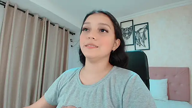 littlemolly walcott online show from July 9, 10:58 pm