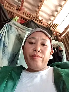 Snapshot of dakota-kis chatting on December 23, 6:11 am dakota-kis online show from December 23, 6:11 am