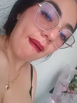 Snapshot of VelourNyx chatting on May 26, 9:55 pm VelourNyx online show from May 26, 9:55 pm