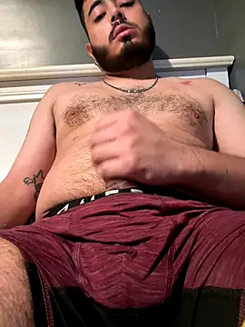 Snapshot of picantepapi69 chatting on December 23, 8:01 am picantepapi69 online show from December 23, 8:01 am