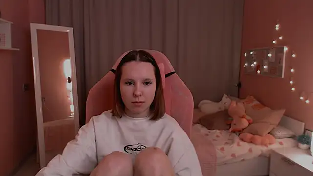 Haya Harareet online show from January 8, 1:19 am