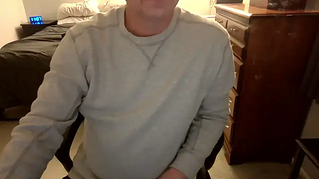 Snapshot of MatureSexy1700 chatting on January 13, 4:07 am MatureSexy1700 online show from January 13, 4:07 am