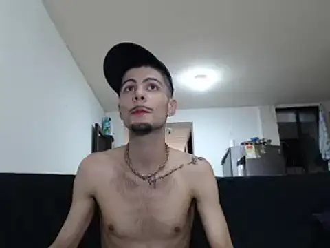 levconnor online show from March 15, 6:14 pm