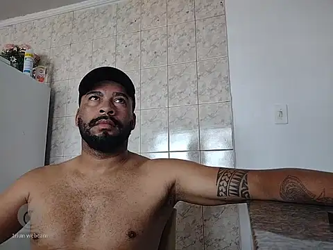 saintmorenobrag online show from January 12, 1:49 pm