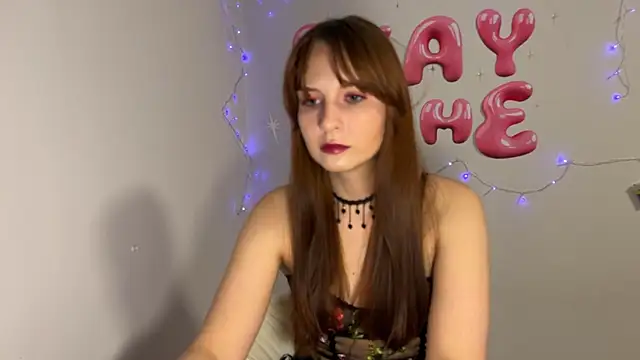 stayhomegirl online show from March 6, 6:26 pm