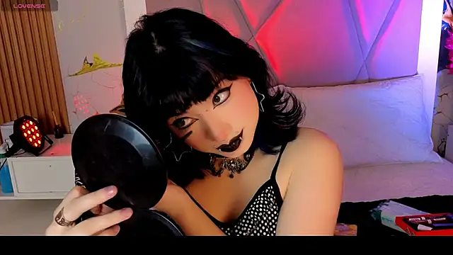 Sienna Desiree online show from April 30, 2:56 pm