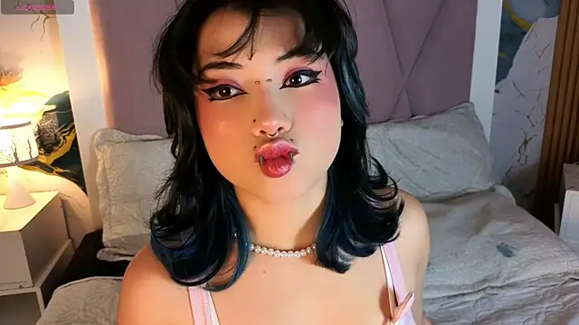 Sienna Desiree online show from July 12, 4:03 am