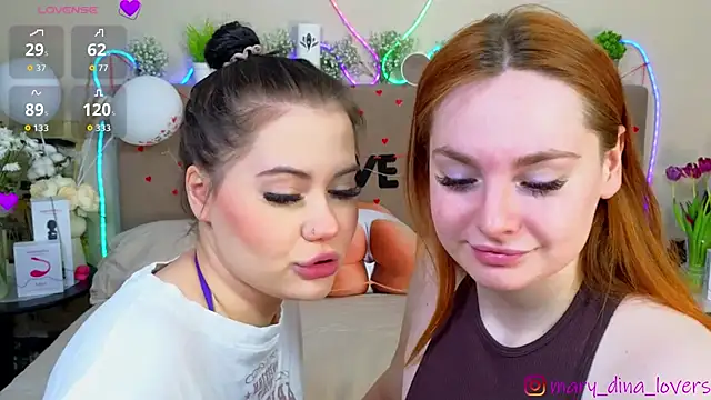 Snapshot of Mary_Dina chatting on March 15, 5:13 am Mary Dina online show from March 15, 5:13 am