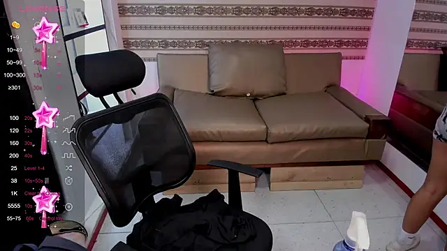 xxximena angels  online show from April 30, 7:09 pm