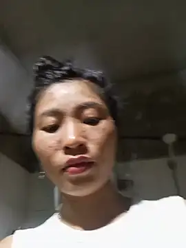 Snapshot of Hiniyk2 chatting on July 20, 11:45 am Hiniyk2 online show from July 20, 11:45 am