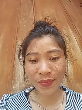 Snapshot of Hiniyk2 chatting on July 26, 3:36 am Hiniyk2 online show from July 26, 3:36 am