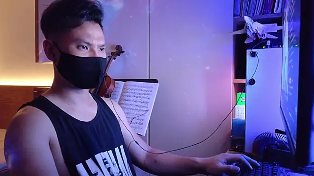OnlyHand9x online show from June 14, 3:36 pm