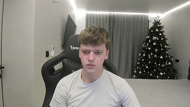 Snapshot of bonekoambalabu chatting on February 2, 10:41 pm bonekoambalabu online show from February 2, 10:41 pm