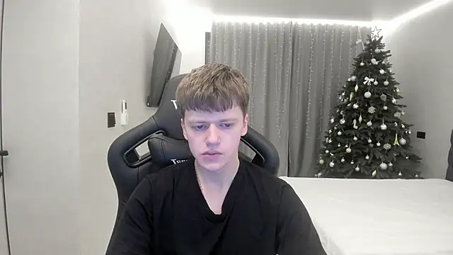 Snapshot of bonekoambalabu chatting on February 6, 3:33 am bonekoambalabu online show from February 6, 3:33 am