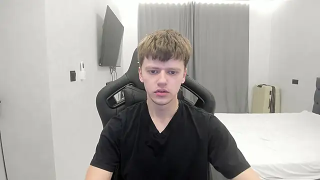 Snapshot of bonekoambalabu chatting on February 12, 4:51 am bonekoambalabu online show from February 12, 4:51 am