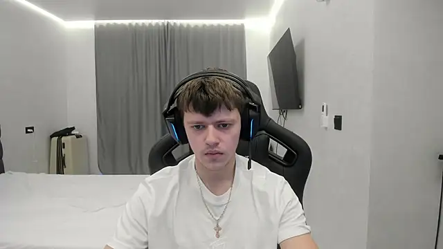 Snapshot of bonekoambalabu chatting on February 15, 5:26 am bonekoambalabu online show from February 15, 5:26 am