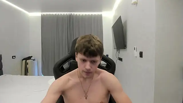 Snapshot of bonekoambalabu chatting on February 15, 7:51 am bonekoambalabu online show from February 15, 7:51 am