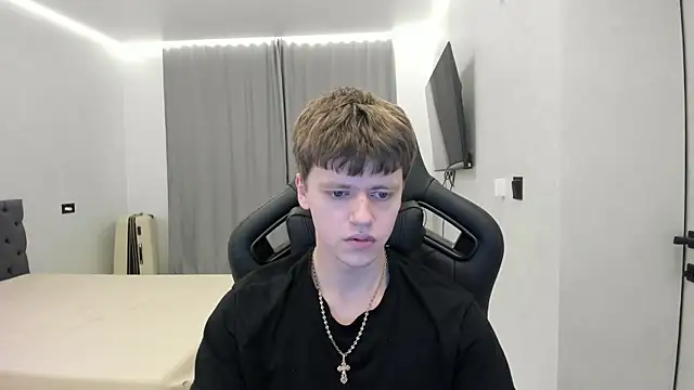 Snapshot of bonekoambalabu chatting on February 21, 3:24 pm bonekoambalabu online show from February 21, 3:24 pm