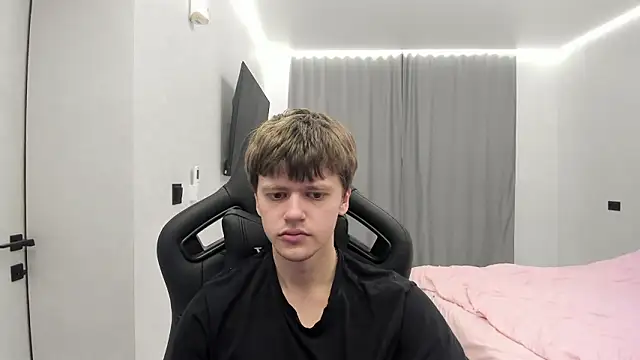 Snapshot of bonekoambalabu chatting on March 15, 11:00 pm bonekoambalabu online show from March 15, 11:00 pm