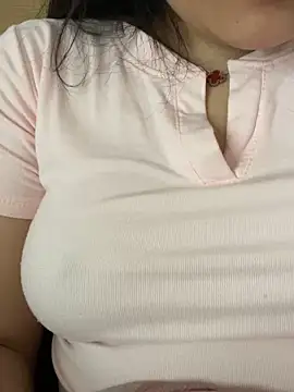 Linh DuongSexy online show from March 10, 1:32 am